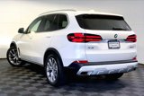 Used 2024 BMW X5 xDrive40i w/ Premium Package image 3