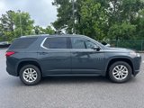 Used 2018 Chevrolet Traverse LT image 2