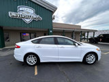 Used 2016 Ford Fusion SE image 2