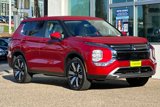 New 2025 Mitsubishi Outlander SE image 2