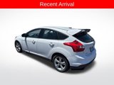 Used 2014 Ford Focus SE w/ SE Winter Package image 4