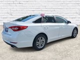 Used 2016 Hyundai Sonata SE image 2