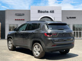 Used 2022 Jeep Compass Latitude image 4