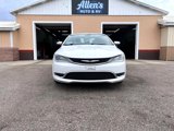 Used 2015 Chrysler 200 Limited w/ Convenience Group image 2
