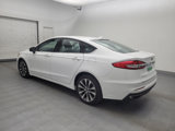 Used 2020 Ford Fusion SE image 3