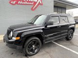 Used 2014 Jeep Patriot Latitude w/ Sun/Sound Group image 2