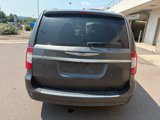 Used 2015 Chrysler Town & Country Touring-L image 6