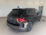 Used 2022 Volkswagen Tiguan SE image 3