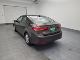 Used 2017 Kia Forte LX image 5