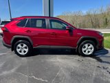 Used 2021 Toyota RAV4 XLE w/ XLE Grade Weather Package image 4
