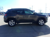 Used 2017 Jeep Compass Latitude image 5