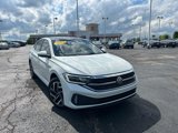Used 2023 Volkswagen Jetta SEL image 2