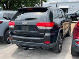 Used 2019 Jeep Grand Cherokee Laredo w/ 18" Wheel & 8.4" Radio Group image 2