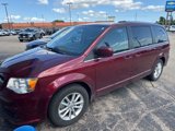Used 2018 Dodge Grand Caravan SXT w/ Driver Convenience Group image 2