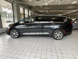 Used 2017 Chrysler Pacifica Limited w/ UConnect Theater Package image 4
