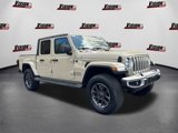 Used 2020 Jeep Gladiator Overland image 3