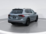 Certified 2024 Volkswagen Tiguan SE R-Line image 3