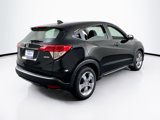 Used 2022 Honda HR-V LX image 5