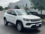 Used 2022 Jeep Compass Latitude image 2