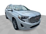 Used 2020 GMC Terrain Denali w/ Denali Premium Package image 2