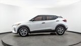 Used 2022 Nissan Kicks S image 3