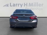Used 2018 Toyota Camry SE image 4