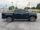 Used 2017 GMC Canyon Denali image 3
