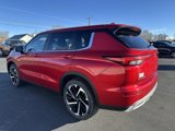 Used 2023 Mitsubishi Outlander SE image 4