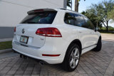 Used 2014 Volkswagen Touareg TDI image 6