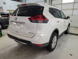 Used 2018 Nissan Rogue SV image 4