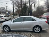 Used 2013 Toyota Camry SE image 3