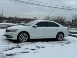 Used 2018 Volkswagen Passat 2.0T SE image 4
