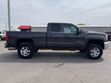 Used 2015 GMC Sierra 2500 SLE w/ SLE Preferred Package image 4