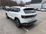 New 2025 Volkswagen Taos SE image 5