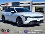 New 2025 Kia K4 LXS image 1