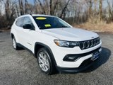 Used 2022 Jeep Compass Latitude image 3