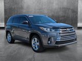 Used 2017 Toyota Highlander Limited image 3