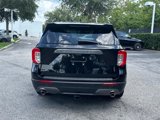 Used 2021 Ford Explorer XLT w/ Equipment Group 202A image 4