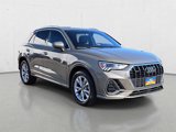 Used 2022 Audi Q3 2.0T Premium Plus image 3