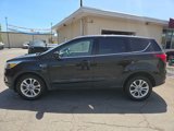 Used 2019 Ford Escape SE image 2