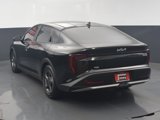 Used 2025 Kia K4 LXS image 3