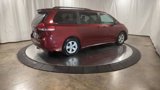 Used 2012 Toyota Sienna LE image 2
