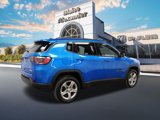 Used 2024 Jeep Compass Latitude image 3