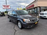 Used 2016 Chrysler Town & Country Touring image 3