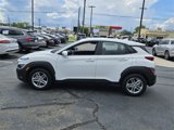 Used 2022 Hyundai Kona SE image 4