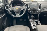 Used 2018 Chevrolet Equinox LT image 3
