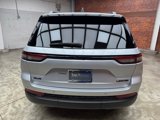Used 2023 Jeep Grand Cherokee Limited w/ Black Appearance Package image 4
