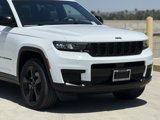 Used 2022 Jeep Grand Cherokee L Laredo image 3