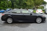 Used 2018 Toyota Camry LE image 6