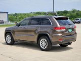 Used 2021 Jeep Grand Cherokee Laredo w/ Security & Convenience Group image 4